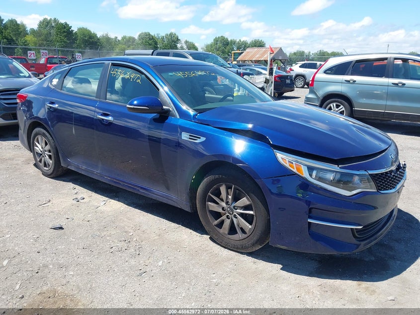 2018 Kia Optima VIN 5XXGT4L33JG223331 IAAI salvage auction — FRONT END, Mv-907A (New York), sold $2,000 on 2026-07-26 (photo 1)