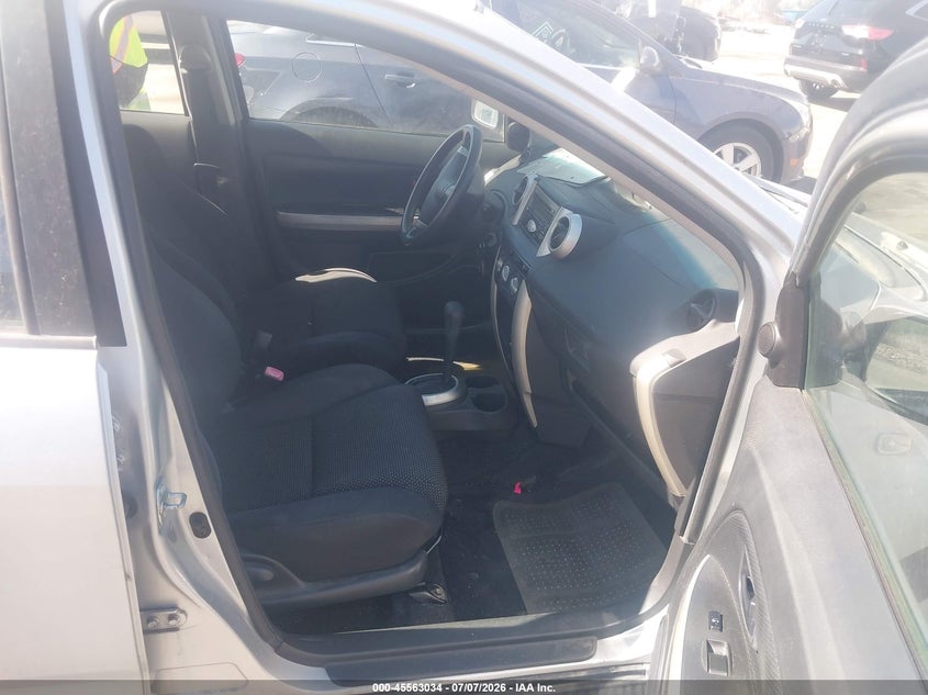 2005 Scion Xa VIN JTKKT624650116810 IAAI salvage auction — NORMAL WEAR, Clear (Utah), sold $575 on 2026-07-16 (photo 5)