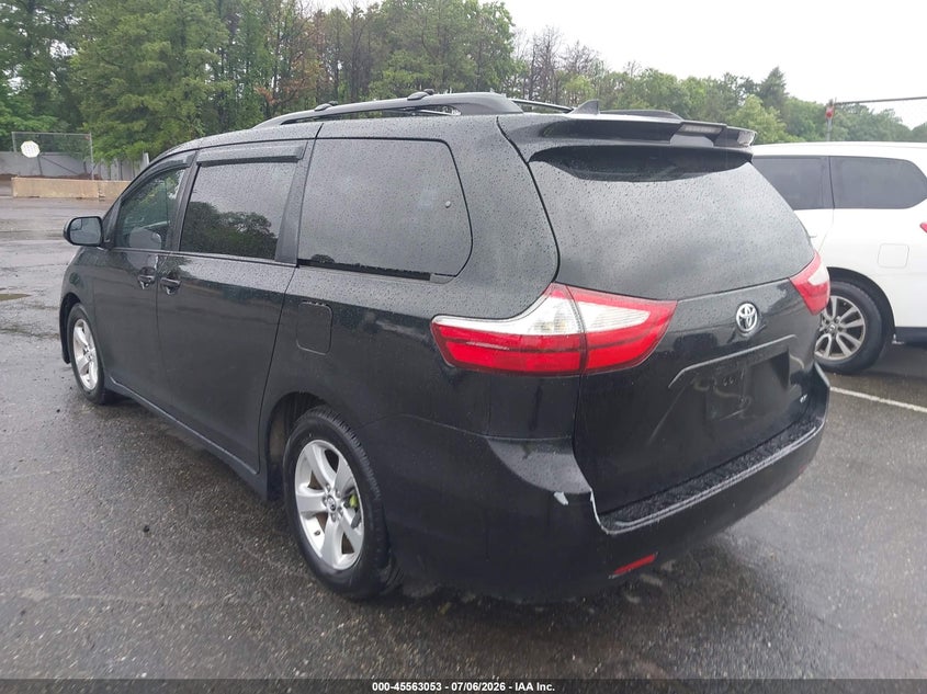 2018 Toyota Sienna VIN 5TDKZ3DC5JS946369 IAAI salvage auction — RIGHT SIDE, Salvage Title, sold $2,225 on 2026-07-21 (photo 3)