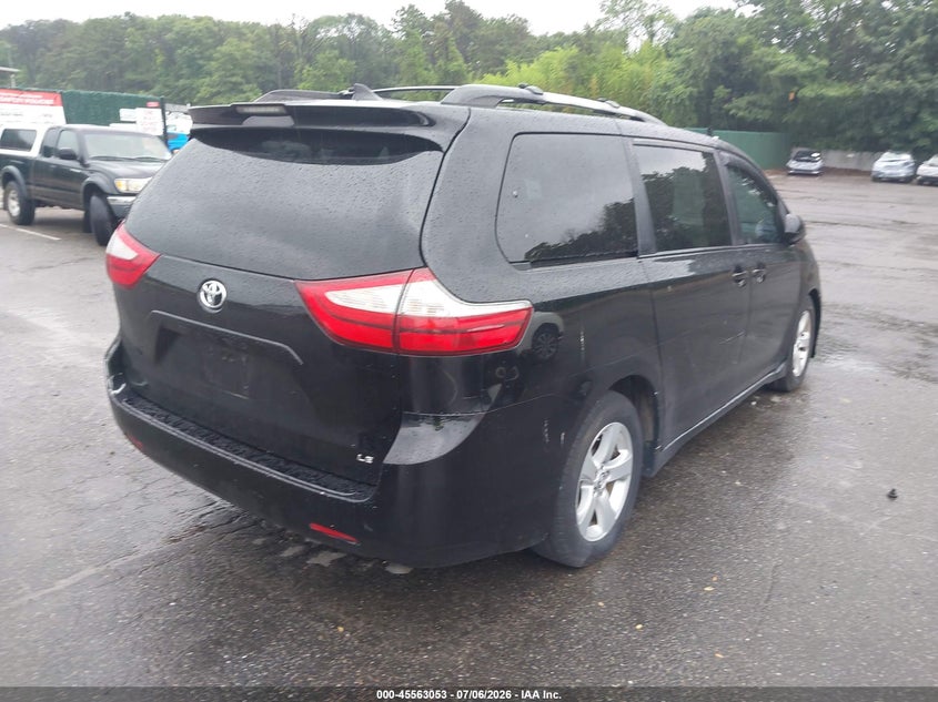 2018 Toyota Sienna VIN 5TDKZ3DC5JS946369 IAAI salvage auction — RIGHT SIDE, Salvage Title, sold $2,225 on 2026-07-21 (photo 4)
