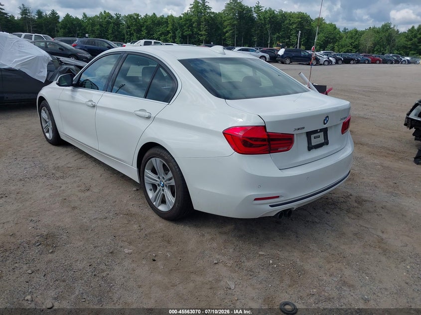 2018 BMW 3er VIN WBA8D9C56JA607550 IAAI salvage auction — MECHANICAL, Salvage (Massachusetts), sold $7,500 on 2026-08-05 (photo 3)
