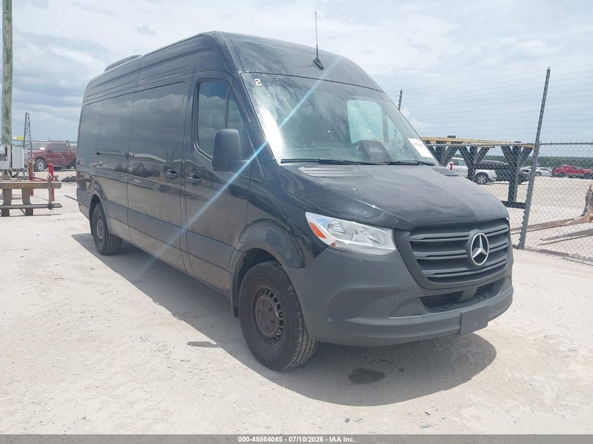 2025 Mercedes-benz Sprinter VIN W1Z4KGHY0ST217006 IAAI salvage auction — LEFT SIDE, Enterprise Vehicles Clear Only (Florida), sold $25,250 on 2026-07-21 (photo 1)