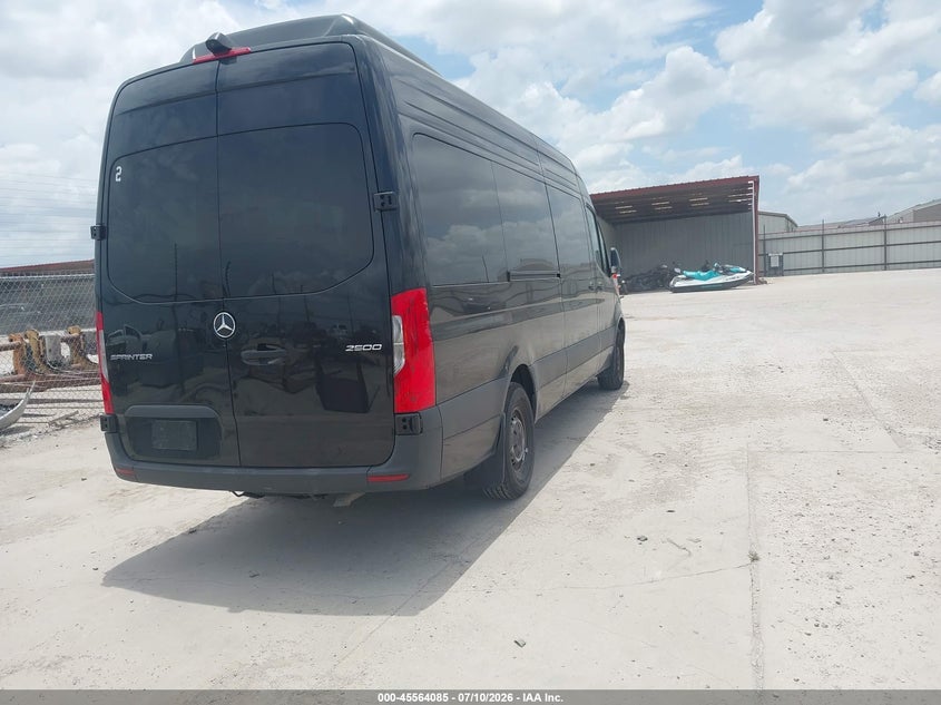2025 Mercedes-benz Sprinter VIN W1Z4KGHY0ST217006 IAAI salvage auction — LEFT SIDE, Enterprise Vehicles Clear Only (Florida), sold $25,250 on 2026-07-21 (photo 4)