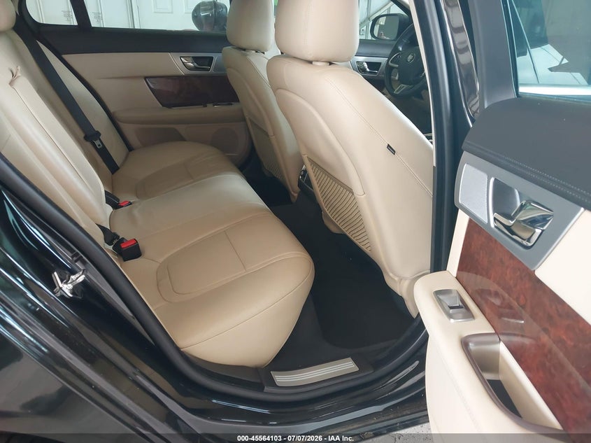 2015 Jaguar Xf VIN SAJWA0FS5FPU50325 IAAI salvage auction — NORMAL WEAR, Clear (Georgia), sold $1,100 on 2026-07-29 (photo 8)