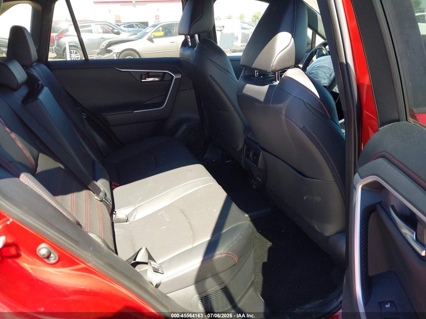 2025 Toyota Rav 4 VIN JTMFB3FV2SD268987 IAAI salvage auction — FRONT END, Salvage Title, sold $15,000 on 2026-07-23 (photo 8)