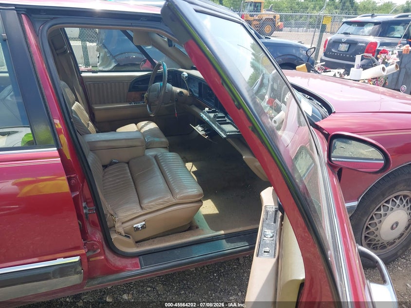 1992 Buick Park avenue VIN 1G4CW53L9N1663742 IAAI salvage auction — FRONT END, Salvage (Ohio), sold $375 on 2026-07-18 (photo 5)