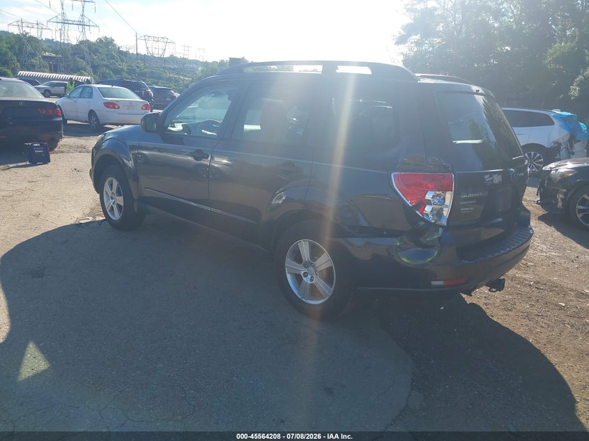2013 Subaru Forester VIN JF2SHABC7DH438201 IAAI salvage auction — REAR END, Salvage (Pennsylvania), sold $875 on 2026-07-17 (photo 3)