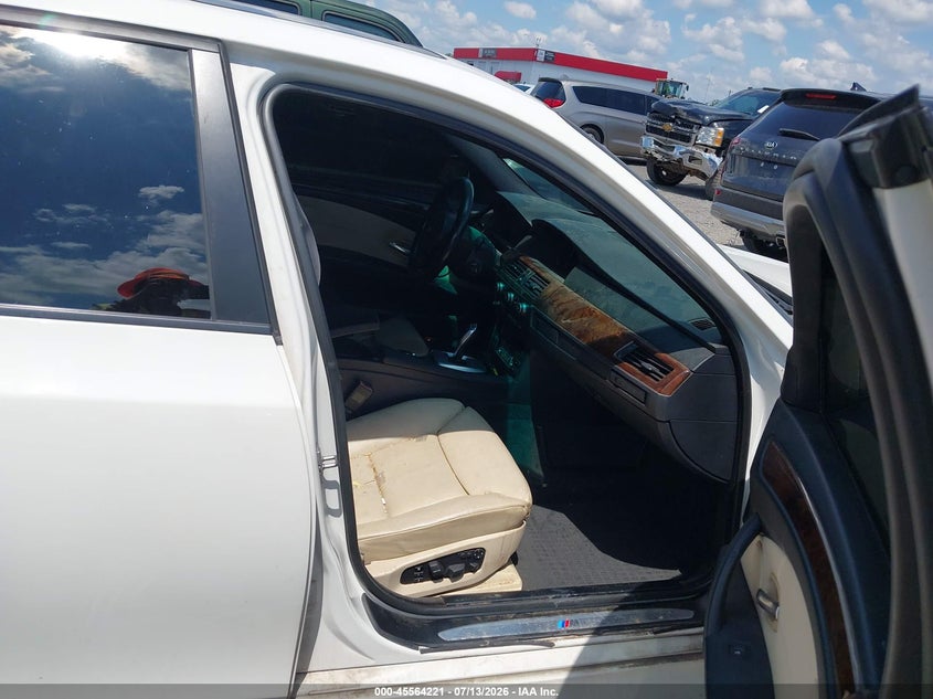 2010 BMW 5 series VIN WBANW1C5XAC167139 IAAI salvage auction — NORMAL WEAR, Clear (Arkansas), sold $150 on 2026-07-22 (photo 5)