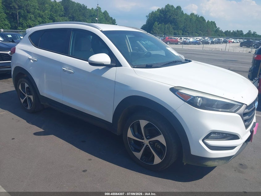 2016 Hyundai Tucson VIN KM8J33A20GU045273 IAAI salvage auction — NORMAL WEAR, Clear (North Carolina), sold $2,300 on 2026-07-29 (photo 1)