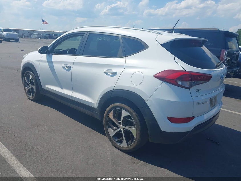 2016 Hyundai Tucson VIN KM8J33A20GU045273 IAAI salvage auction — NORMAL WEAR, Clear (North Carolina), sold $2,300 on 2026-07-29 (photo 3)