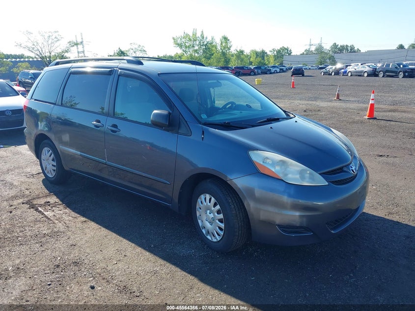 2007 Toyota Sienna VIN 5TDZK23C07S083746 IAAI salvage auction — NORMAL WEAR, Clear (New York), sold $2,200 on 2026-07-14 (photo 1)