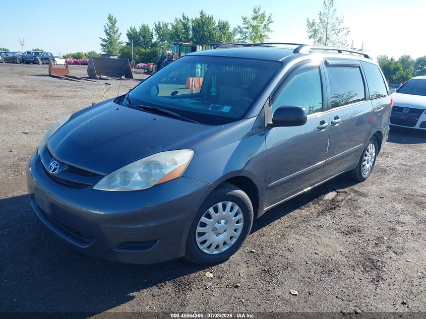 2007 Toyota Sienna VIN 5TDZK23C07S083746 IAAI salvage auction — NORMAL WEAR, Clear (New York), sold $2,200 on 2026-07-14 (photo 2)
