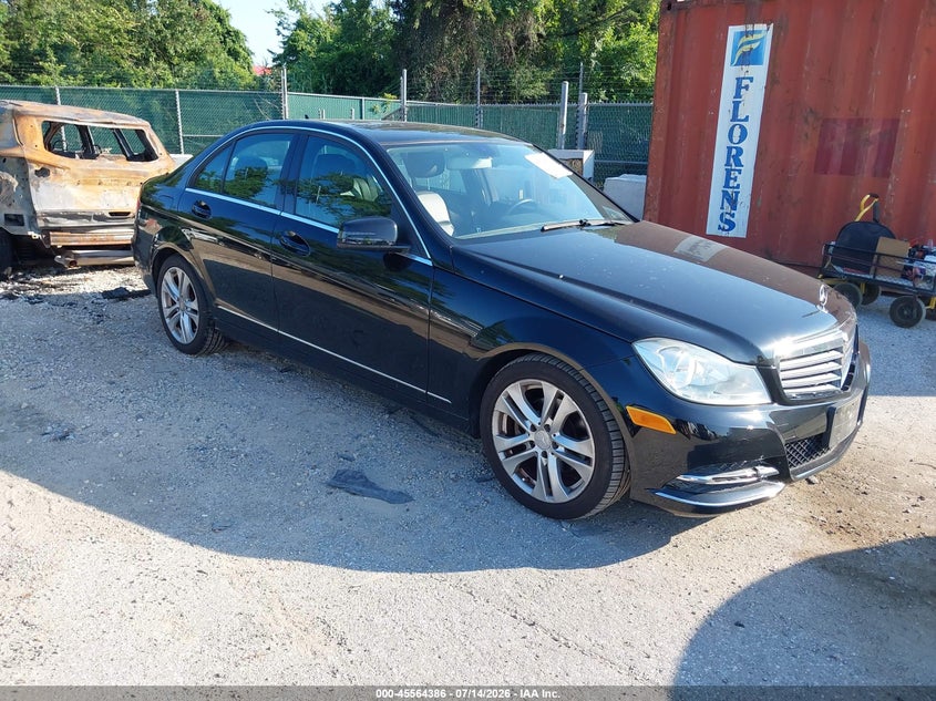 2012 Mercedes-benz C-klasse VIN WDDGF8BB5CA691198 IAAI salvage auction — REAR END, Salvage - Greater Than 75% (Maryland), sold $1,650 on 2026-07-22 (photo 1)