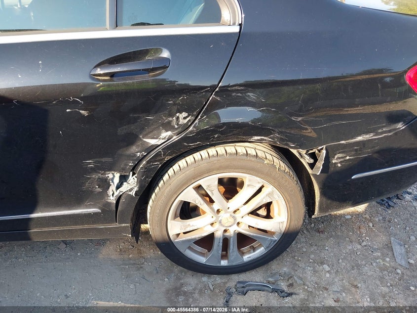 2012 Mercedes-benz C-klasse VIN WDDGF8BB5CA691198 IAAI salvage auction — REAR END, Salvage - Greater Than 75% (Maryland), sold $1,650 on 2026-07-22 (photo 6)