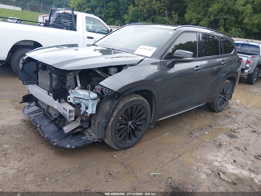 2023 Toyota Highlander VIN 5TDKDRBH8PS509443 IAAI salvage auction — FRONT END, Salvage (Tennessee), sold $16,100 on 2026-07-29 (photo 2)