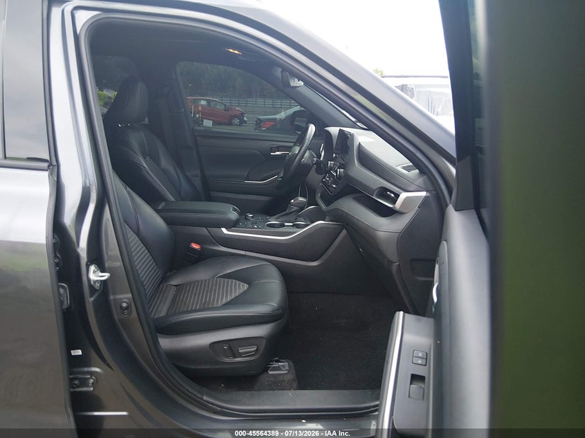 2023 Toyota Highlander VIN 5TDKDRBH8PS509443 IAAI salvage auction — FRONT END, Salvage (Tennessee), sold $16,100 on 2026-07-29 (photo 5)