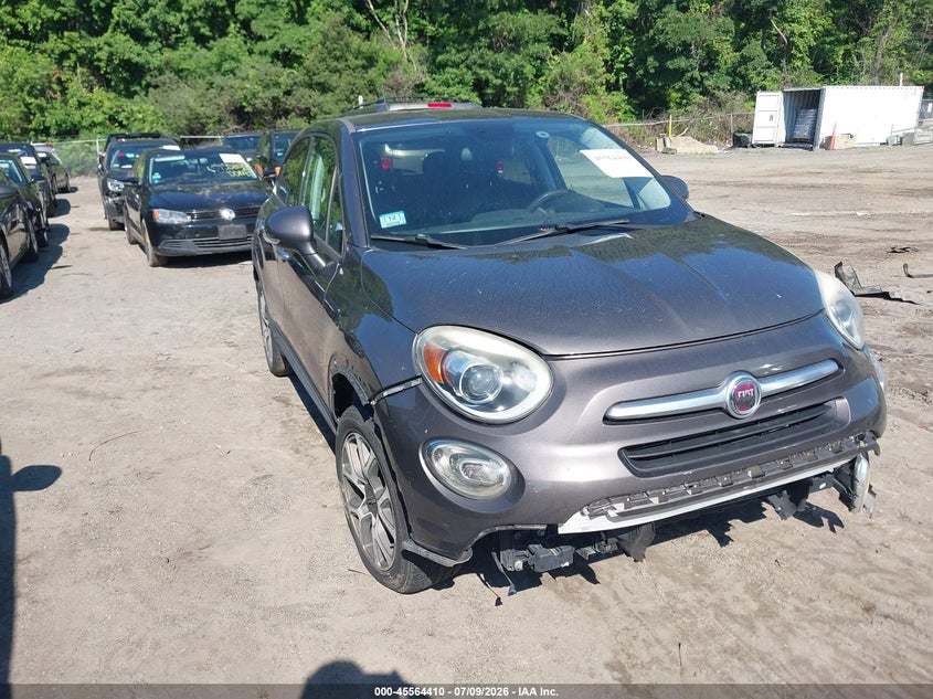2016 Fiat 500x VIN ZFBCFXCT0GP337333 IAAI salvage auction — FRONT END, Salvage (Massachusetts), sold $125 on 2026-08-11 (photo 1)