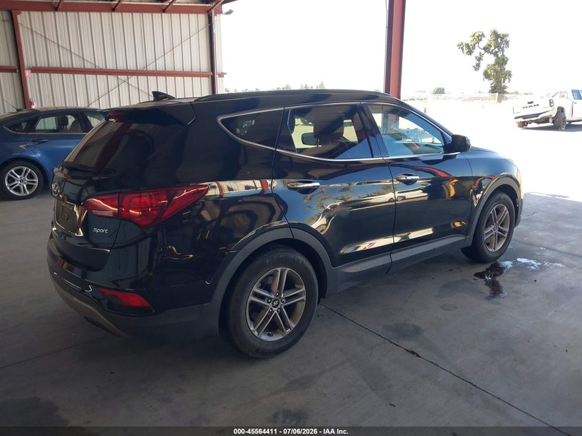 2017 Hyundai Santa fe VIN 5XYZU3LB2HG407205 IAAI salvage auction — NORMAL WEAR, Salvage Title, sold $1,625 on 2026-07-21 (photo 4)