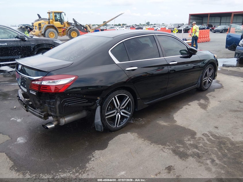 2017 Honda Accord VIN 1HGCR2F17HA090530 IAAI salvage auction — SIDE, Salvage Title, sold $3,850 on 2026-08-01 (photo 4)