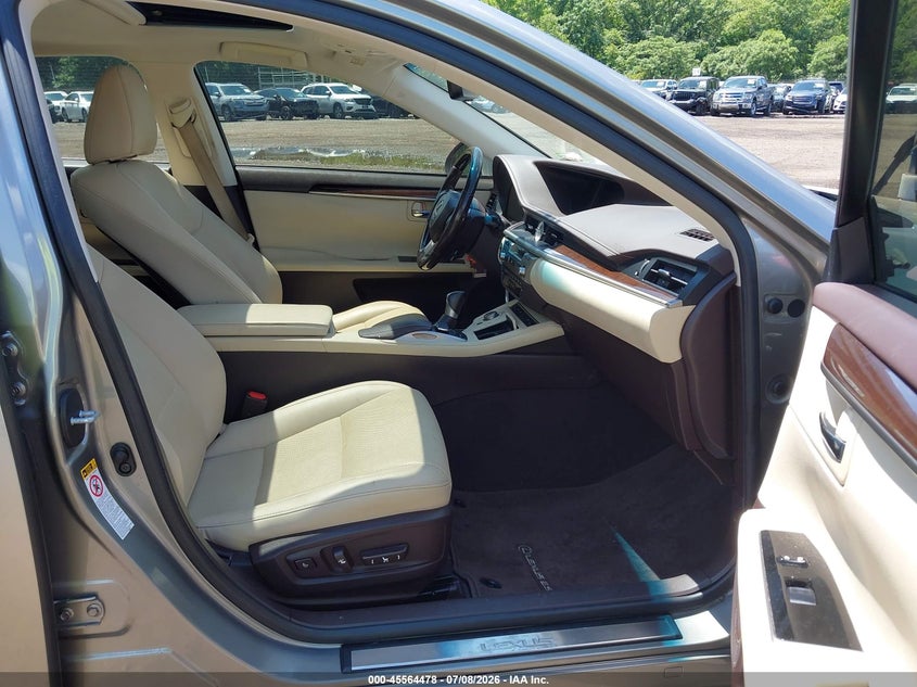 2016 Lexus ES VIN JTHBK1GG7G2236699 IAAI salvage auction — FRONT END, Salvage Title, sold $5,000 on 2026-08-01 (photo 5)