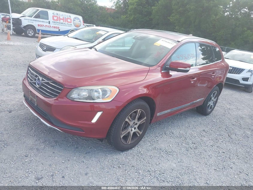 2015 Volvo Xc60 VIN YV4902RCXF2612118 IAAI salvage auction — NORMAL WEAR, Salvage Title, sold $2,275 on 2026-07-14 (photo 2)