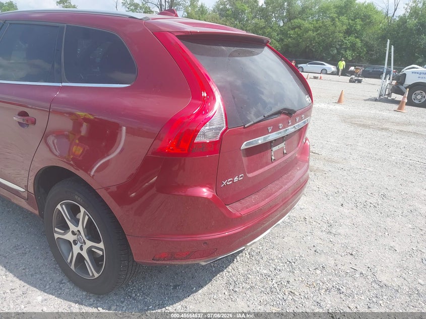 2015 Volvo Xc60 VIN YV4902RCXF2612118 IAAI salvage auction — NORMAL WEAR, Salvage Title, sold $2,275 on 2026-07-14 (photo 6)