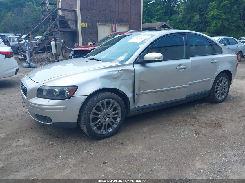 2007 Volvo S40 VIN YV1MH682372294439 IAAI salvage auction — SIDE, Salvage (Vermont), sold $425 on 2026-09-10 (photo 2)