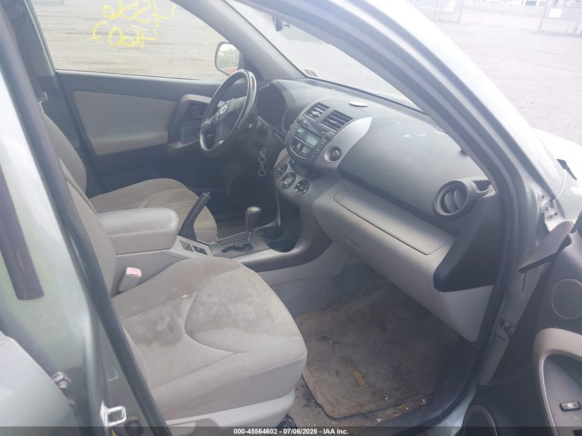 2006 Toyota Rav4 VIN JTMBD31V465025567 IAAI salvage auction — NORMAL WEAR, Clear (Virginia), sold $300 on 2026-07-28 (photo 5)