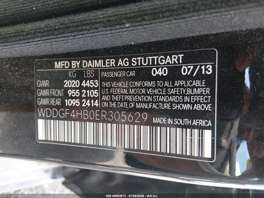 2014 Mercedes-benz C class VIN WDDGF4HB0ER305629 IAAI salvage auction — NORMAL WEAR, Clear (Maryland), sold $525 on 2026-07-30 (photo 9)