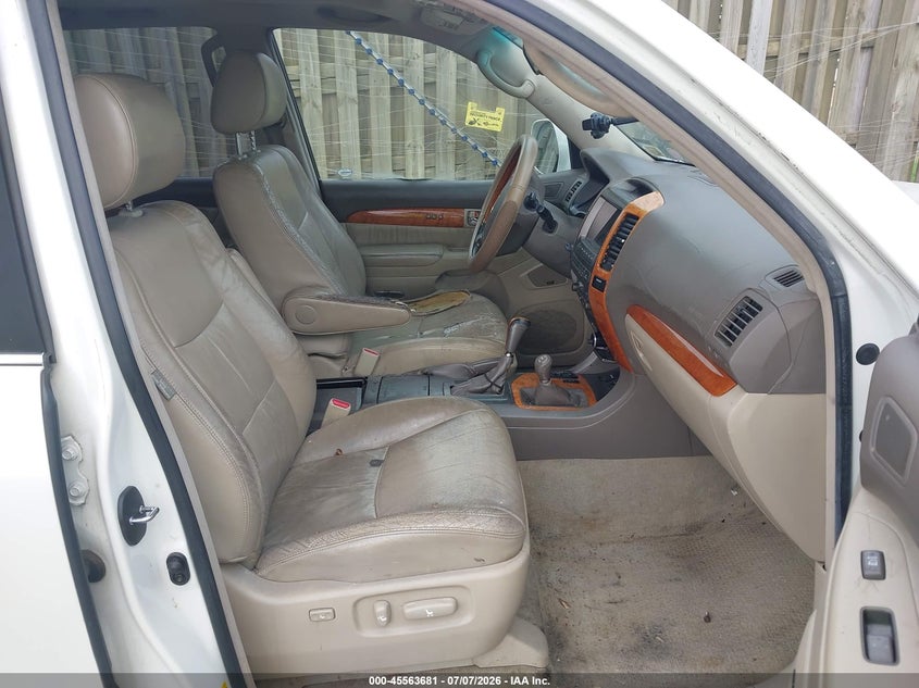 2004 Lexus Gx 470 VIN JTJBT20X940064601 IAAI salvage auction — NORMAL WEAR, Clear (Virginia), sold $2,000 on 2026-07-20 (photo 5)