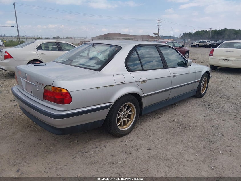 1999 BMW 7 series VIN WBAGG8339XDN73624 IAAI salvage auction — NORMAL WEAR, Clear-Endorsement (Wisconsin), sold $1,050 on 2026-07-30 (photo 4)