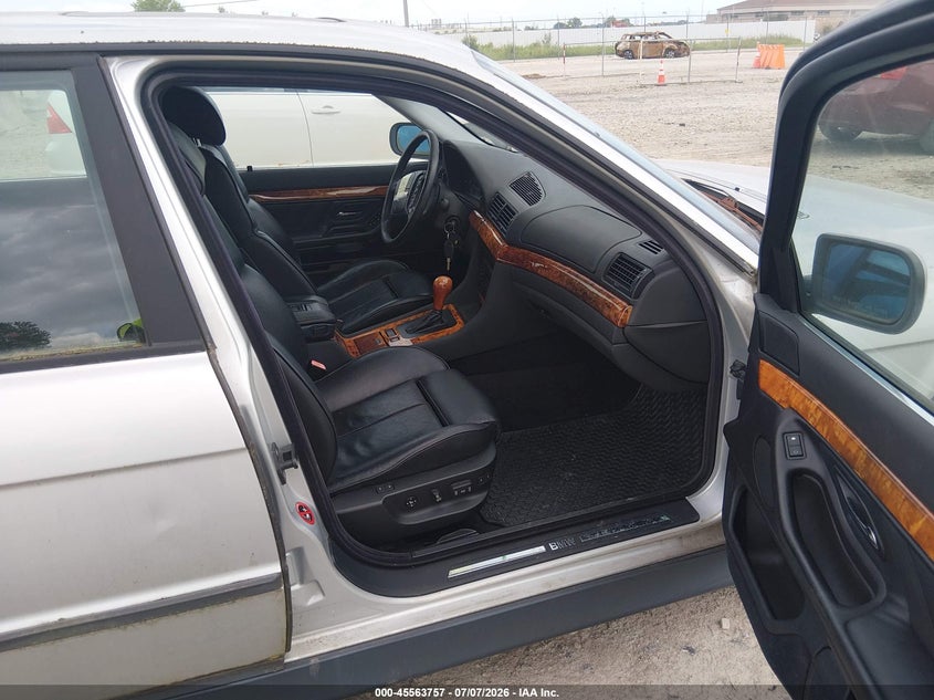 1999 BMW 7 series VIN WBAGG8339XDN73624 IAAI salvage auction — NORMAL WEAR, Clear-Endorsement (Wisconsin), sold $1,050 on 2026-07-30 (photo 5)