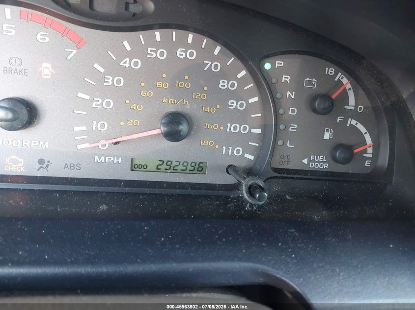2003 Toyota Sequoia VIN 5TDZT38A03S193037 IAAI salvage auction — RIGHT FRONT, Salvage (South Carolina), sold $1,300 on 2026-07-28 (photo 7)