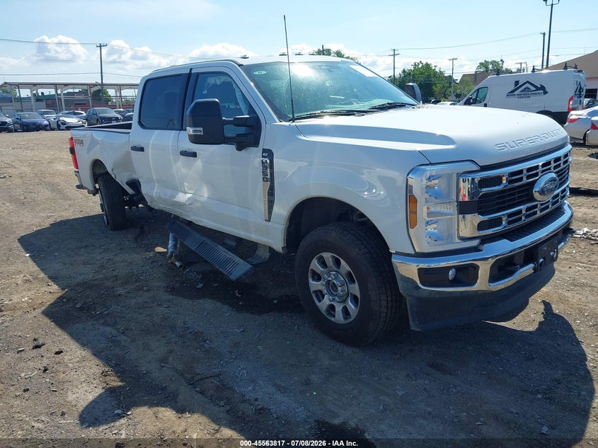 2024 Ford F350 VIN 1FT8W3BN6RED78223 IAAI salvage auction — LEFT & RIGHT, Salvage Title, sold $18,200 on 2026-09-09 (photo 1)