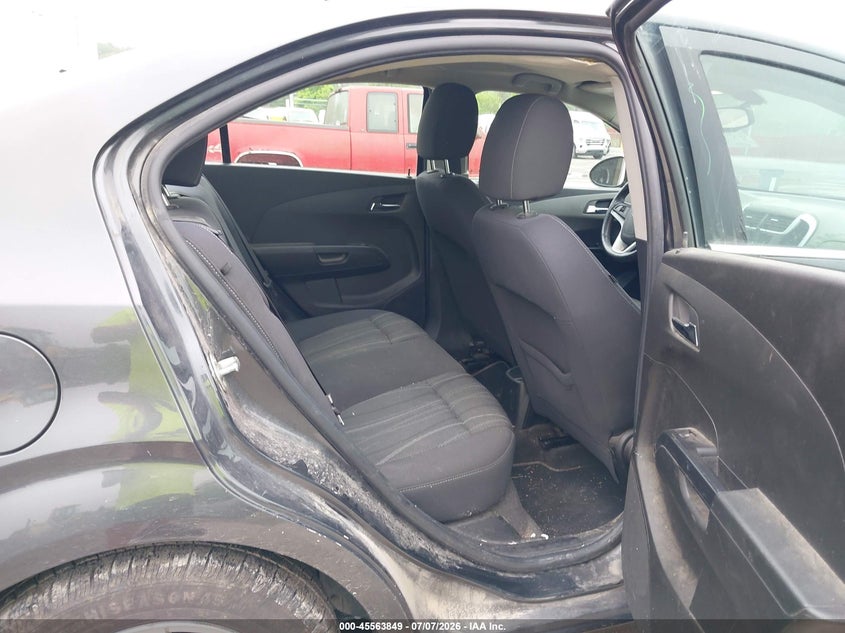 2019 Chevrolet SONIC VIN 1G1JD5SBXK4109395 IAAI salvage auction — FRONT END, Salvage (Pennsylvania), sold $400 on 2026-07-22 (photo 8)