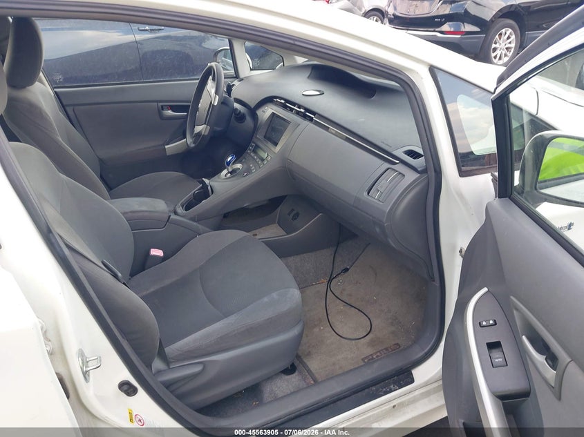 2011 Toyota Prius VIN JTDKN3DUXB5330291 IAAI salvage auction — NORMAL WEAR, Clear (North Carolina), sold $1,300 on 2026-07-15 (photo 5)