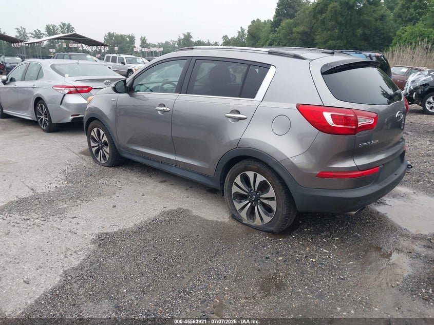 2011 Kia Sportage VIN KNDPCCA64B7168535 IAAI salvage auction — NORMAL WEAR, Clear (Maryland), sold $800 on 2026-07-23 (photo 3)