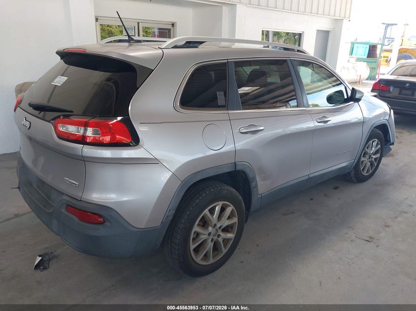 2018 Jeep Cherokee VIN 1C4PJLCB5JD531179 IAAI salvage auction — FRONT END, Rebuildable (Florida), sold $1,275 on 2026-08-16 (photo 4)