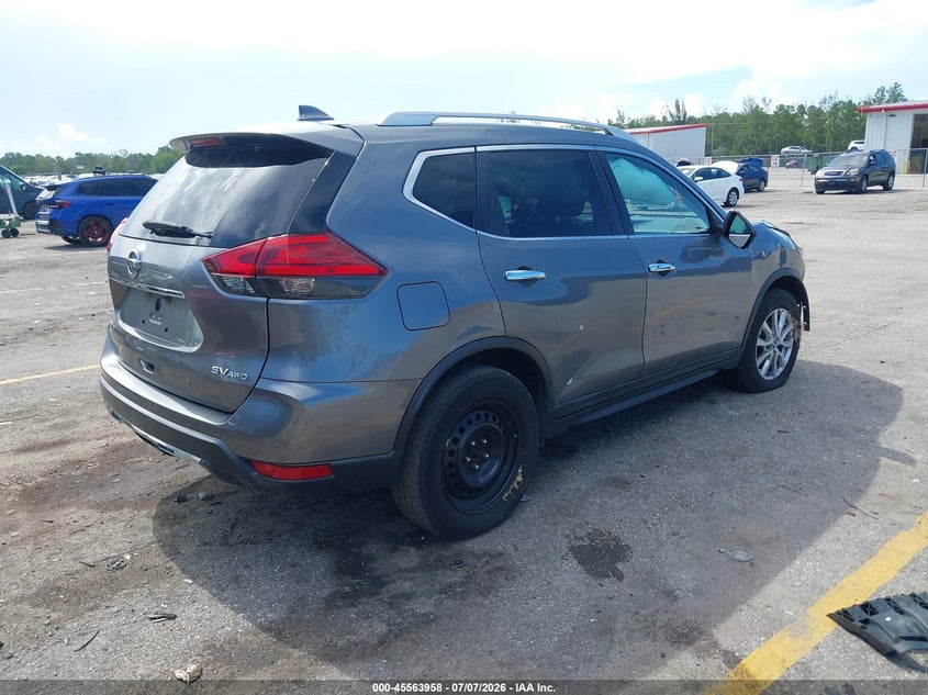 2017 Nissan Rogue VIN KNMAT2MV6HP505363 IAAI salvage auction — SIDE, Rebuildable (Florida), sold $900 on 2026-07-29 (photo 4)