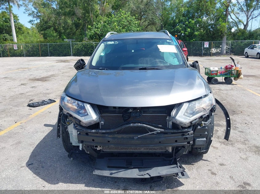 2017 Nissan Rogue VIN KNMAT2MV6HP505363 IAAI salvage auction — SIDE, Rebuildable (Florida), sold $900 on 2026-07-29 (photo 6)