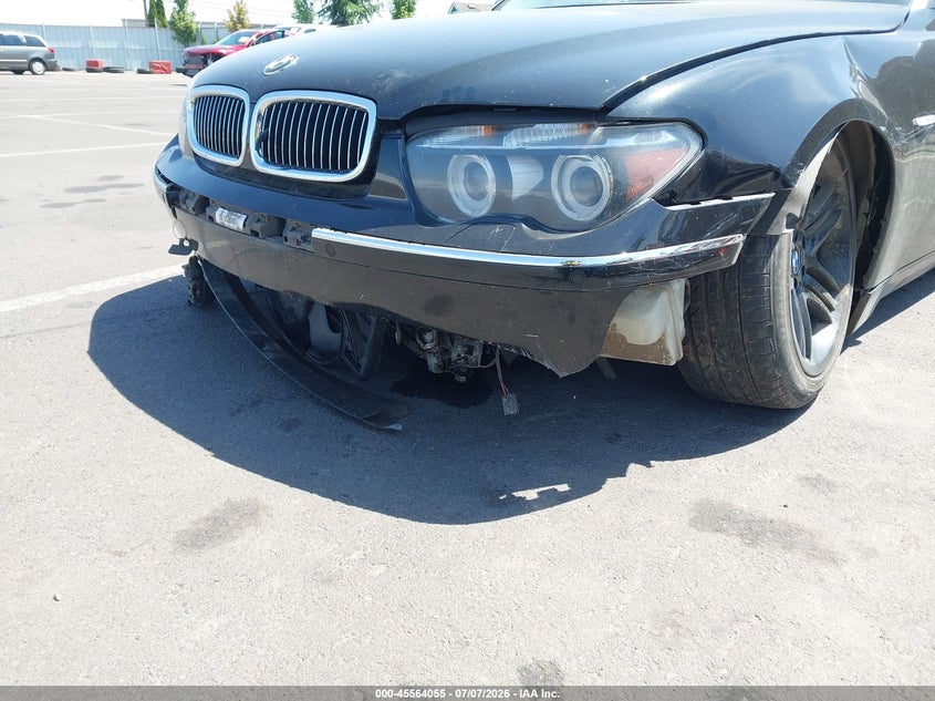 2005 BMW 7 series VIN WBAGN83525DK11252 IAAI salvage auction — FRONT & REAR, Clear (Oregon), sold $500 on 2026-07-14 (photo 6)