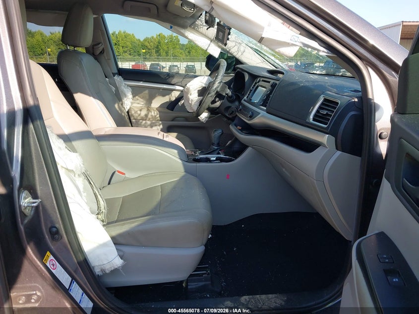 2019 Toyota Highlander VIN 5TDBZRFH1KS744738 IAAI salvage auction — FRONT END, Salvage (Tennessee), sold $3,350 on 2026-07-22 (photo 5)