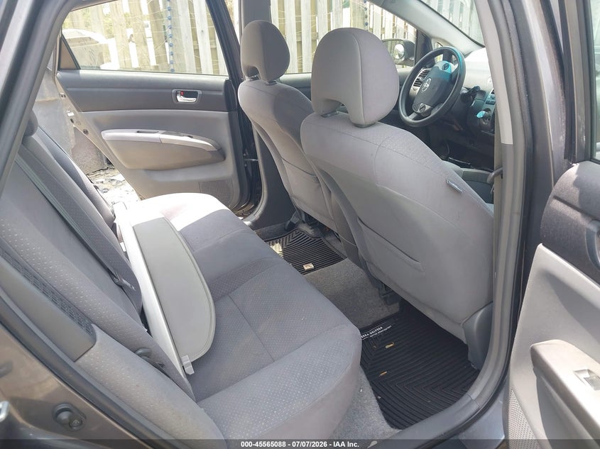 2007 Toyota Prius VIN JTDKB20U273281308 IAAI salvage auction — NORMAL WEAR, Clear (Virginia), sold $525 on 2026-07-13 (photo 8)