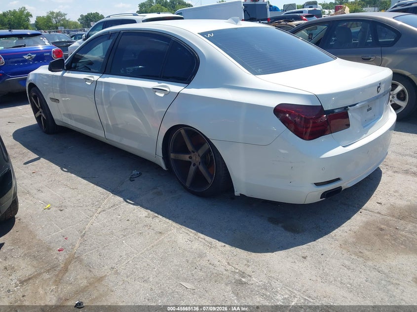 2012 BMW 7er VIN WBAKB8C50CDX20417 IAAI salvage auction — NORMAL WEAR, Clear-Dealer Only (Montana), sold $300 on 2026-07-29 (photo 3)