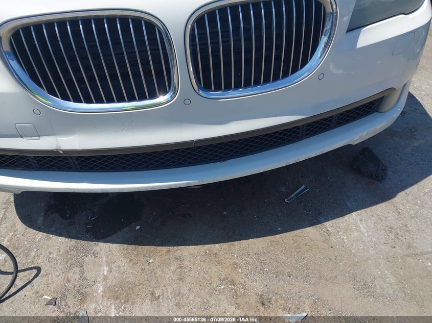2012 BMW 7er VIN WBAKB8C50CDX20417 IAAI salvage auction — NORMAL WEAR, Clear-Dealer Only (Montana), sold $300 on 2026-07-29 (photo 6)