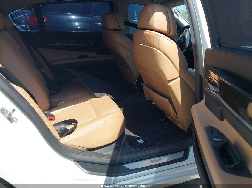 2012 BMW 7er VIN WBAKB8C50CDX20417 IAAI salvage auction — NORMAL WEAR, Clear-Dealer Only (Montana), sold $300 on 2026-07-29 (photo 8)