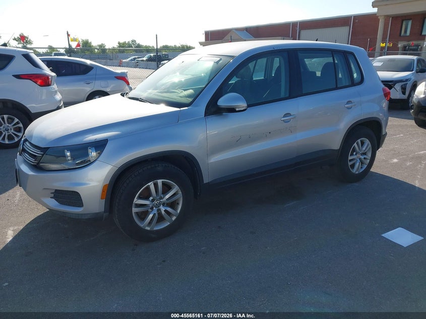 2012 Volkswagen Tiguan VIN WVGAV7AX4CW525781 IAAI salvage auction — NORMAL WEAR, Original (Texas), sold $475 on 2026-07-08 (photo 2)
