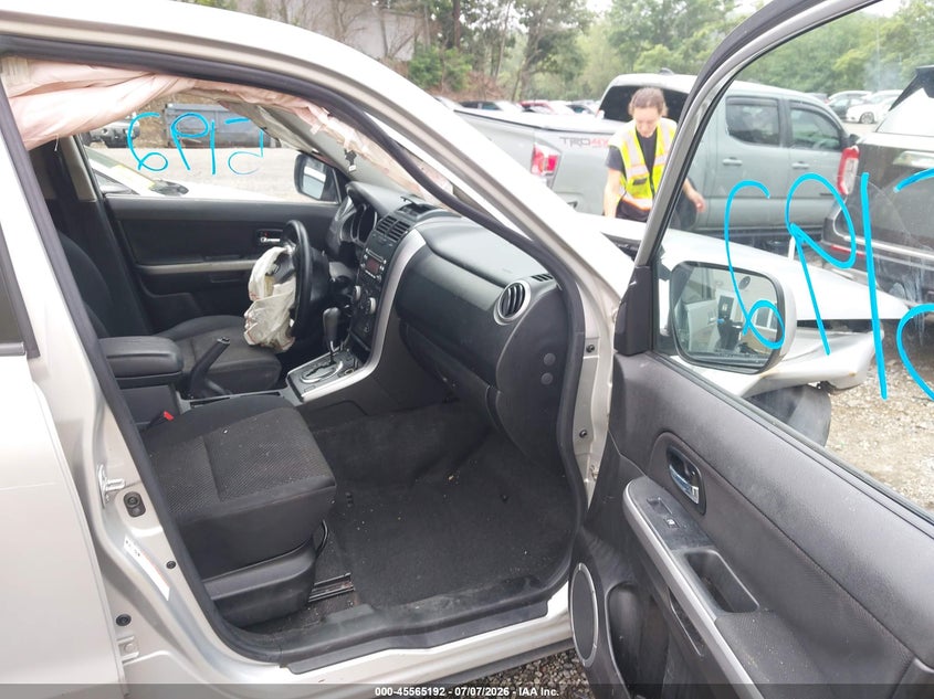 2011 Suzuki Grand vitara VIN JS3TD0D27B4101630 IAAI salvage auction — FRONT END, Salvage (Pennsylvania), sold $375 on 2026-08-01 (photo 5)