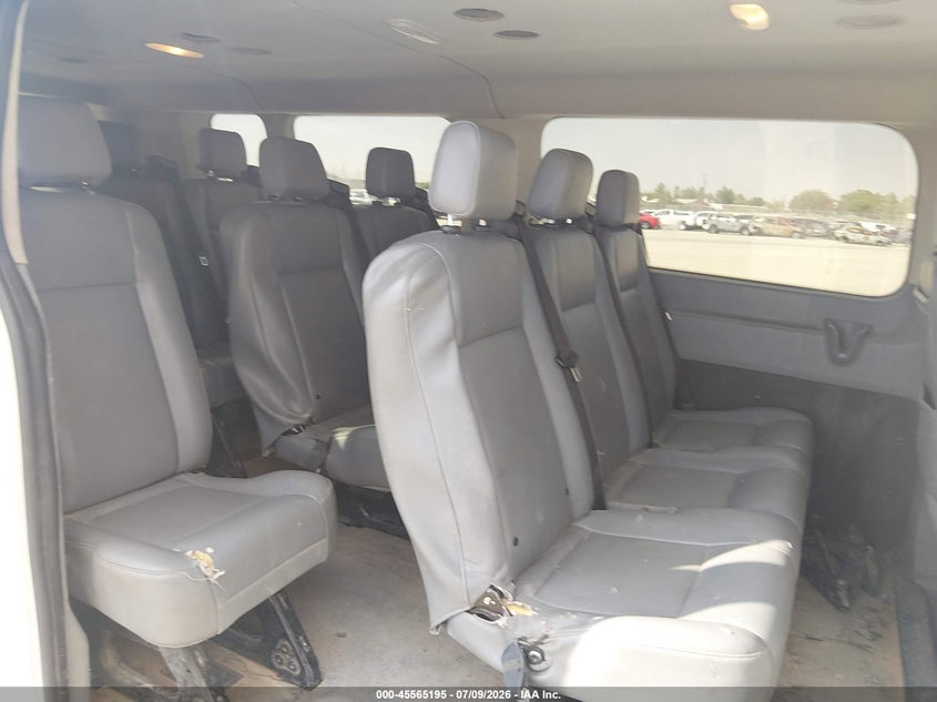 2018 Ford Transit-350 VIN 1FBZX2ZMXJKB52799 IAAI salvage auction — NORMAL WEAR, Sf97 (Texas), sold $13,500 on 2026-09-02 (photo 8)