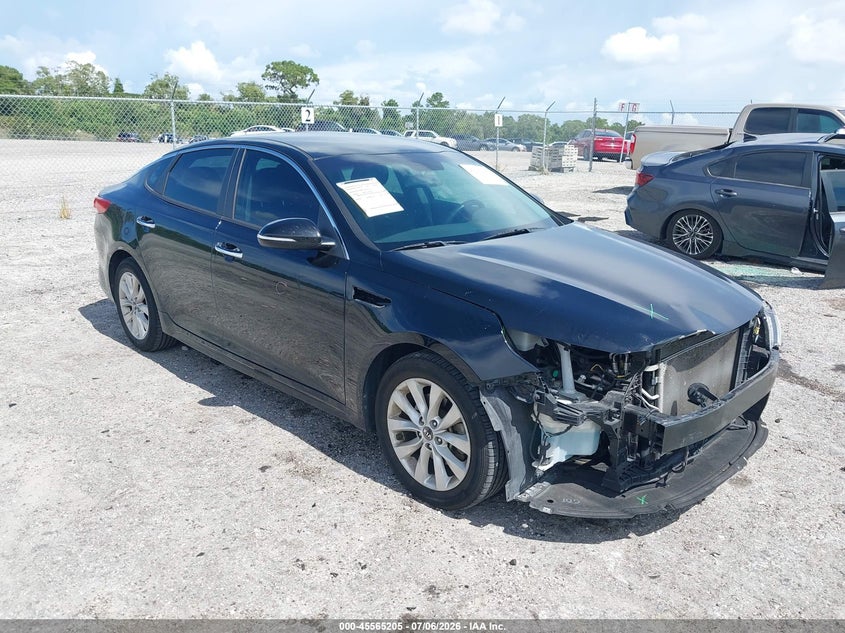 2018 Kia Optima VIN 5XXGT4L37JG252377 IAAI salvage auction — FRONT END, Salvage Title, sold $1,100 on 2026-07-23 (photo 1)